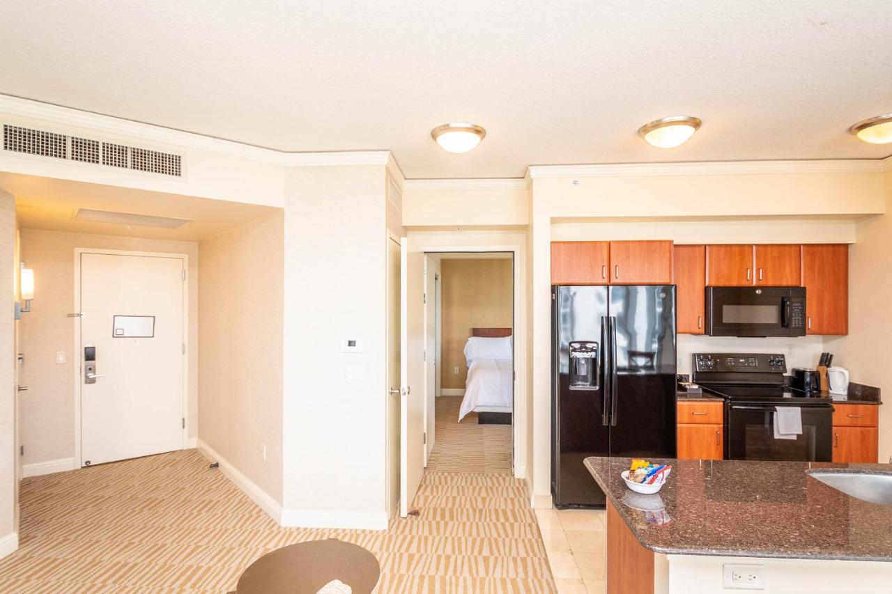 Trump Intl 2 Bedroom Apartment 1600 Sqf Ocean And Bay View Sunny Isles Beach Εξωτερικό φωτογραφία