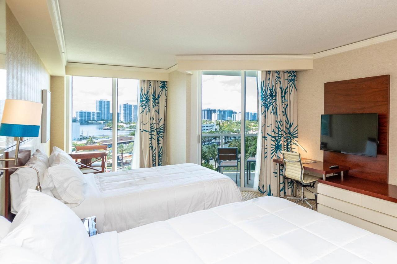 Trump Intl 2 Bedroom Apartment 1600 Sqf Ocean And Bay View Sunny Isles Beach Εξωτερικό φωτογραφία