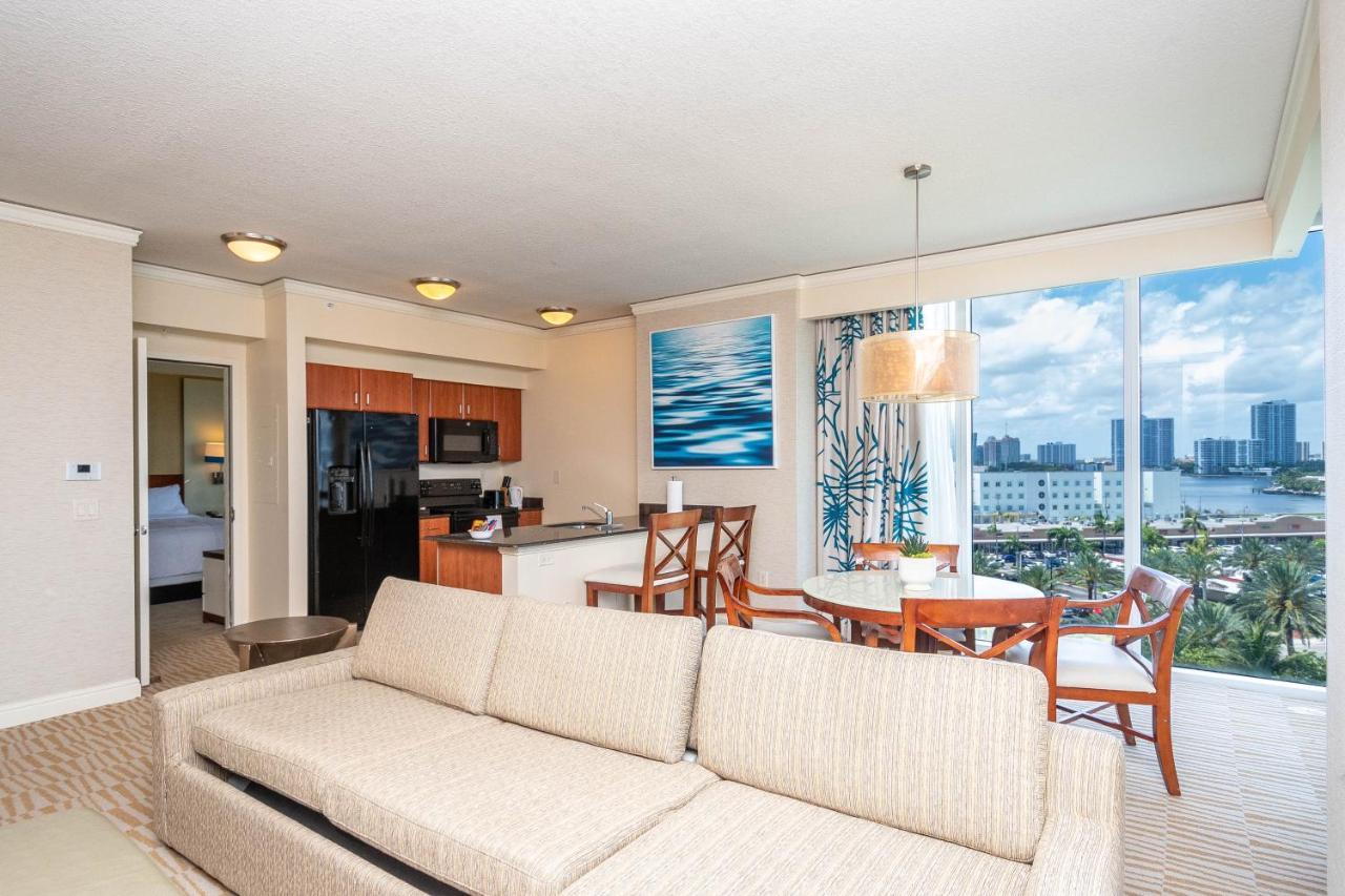Trump Intl 2 Bedroom Apartment 1600 Sqf Ocean And Bay View Sunny Isles Beach Εξωτερικό φωτογραφία