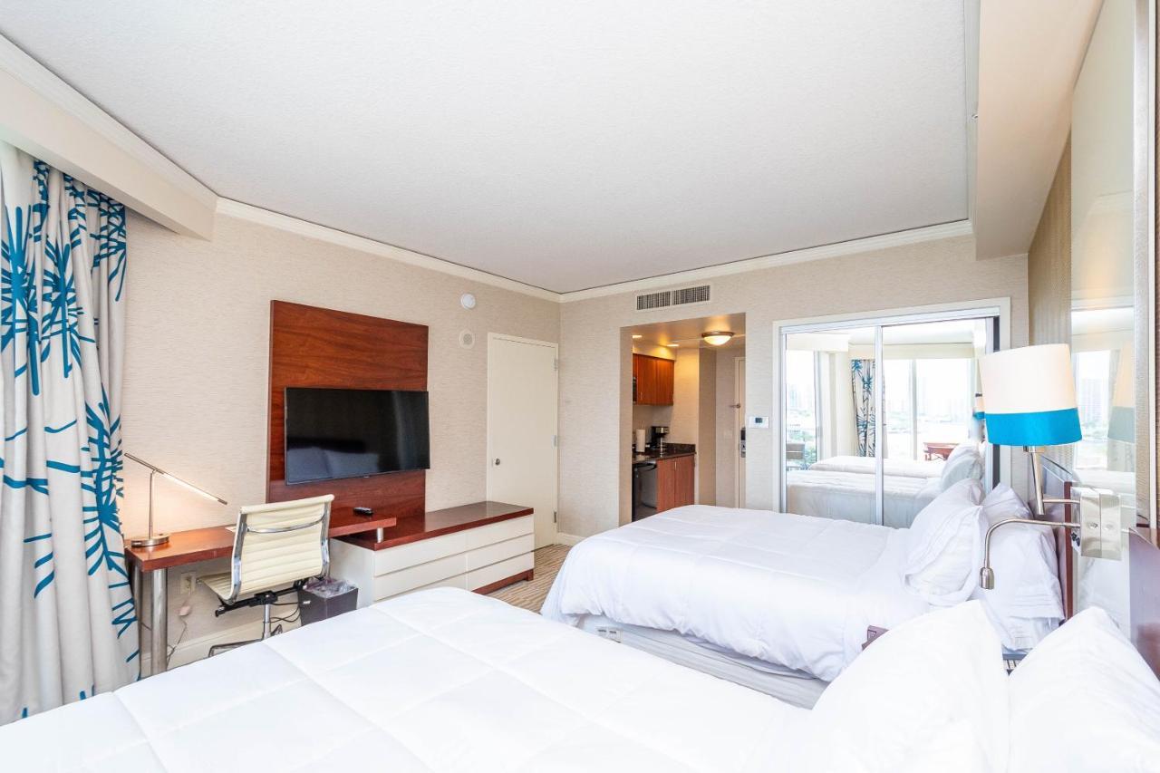 Trump Intl 2 Bedroom Apartment 1600 Sqf Ocean And Bay View Sunny Isles Beach Εξωτερικό φωτογραφία