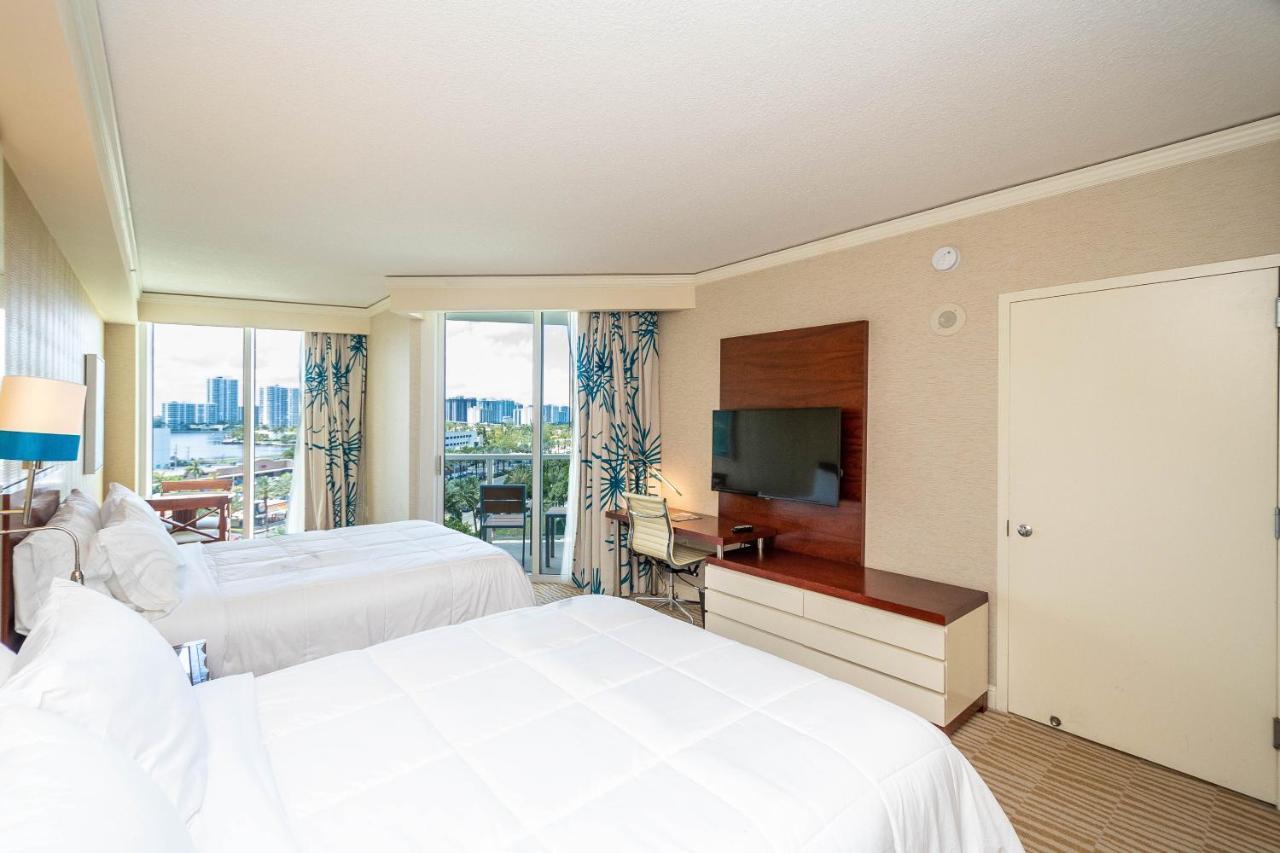 Trump Intl 2 Bedroom Apartment 1600 Sqf Ocean And Bay View Sunny Isles Beach Εξωτερικό φωτογραφία