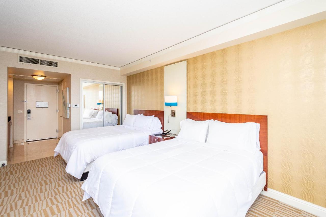 Trump Intl 2 Bedroom Apartment 1600 Sqf Ocean And Bay View Sunny Isles Beach Εξωτερικό φωτογραφία